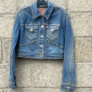 Levi’s Denim Crop Trucker Slim Fit Jacket — Large